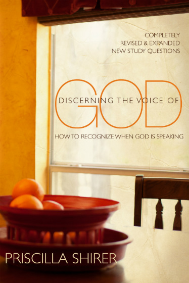 book-review-discerning-the-voice-of-god-by-priscilla-shirer